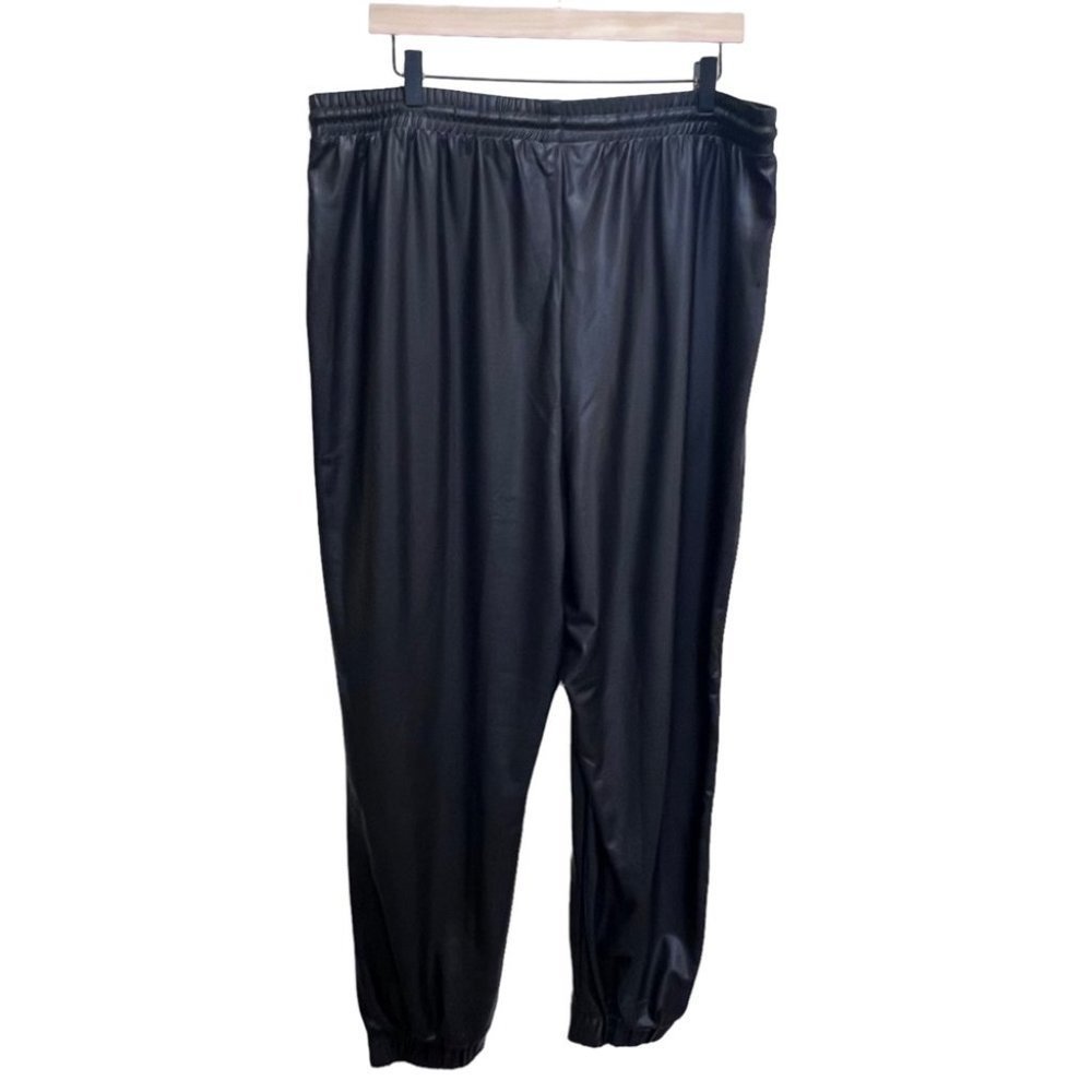 ASOS DESIGN Curve jersey leather-look jogger Size 16 - Picture 5 of 11